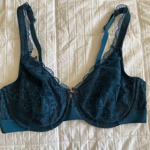 NWOT Cacique Unlined Lace Bra